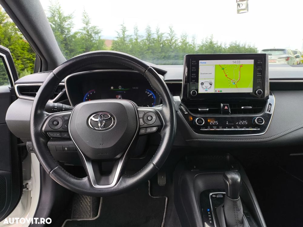 Toyota Corolla 1.8 HSD TS Dynamic - 9