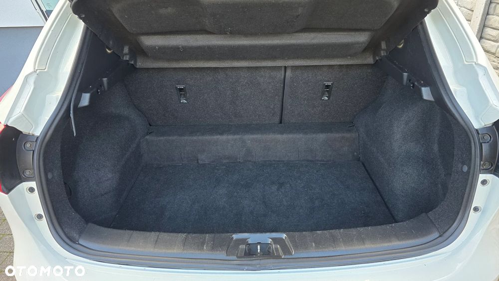 Nissan Qashqai 1.5 dCi TEKNA - 22