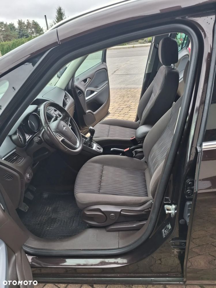 Opel Zafira 1.4 T Elite - 9