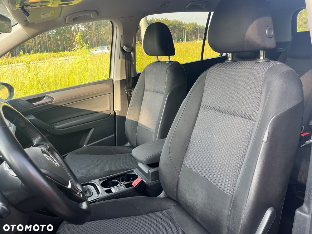 Volkswagen Touran 2.0 TDI BMT Active DSG - 12