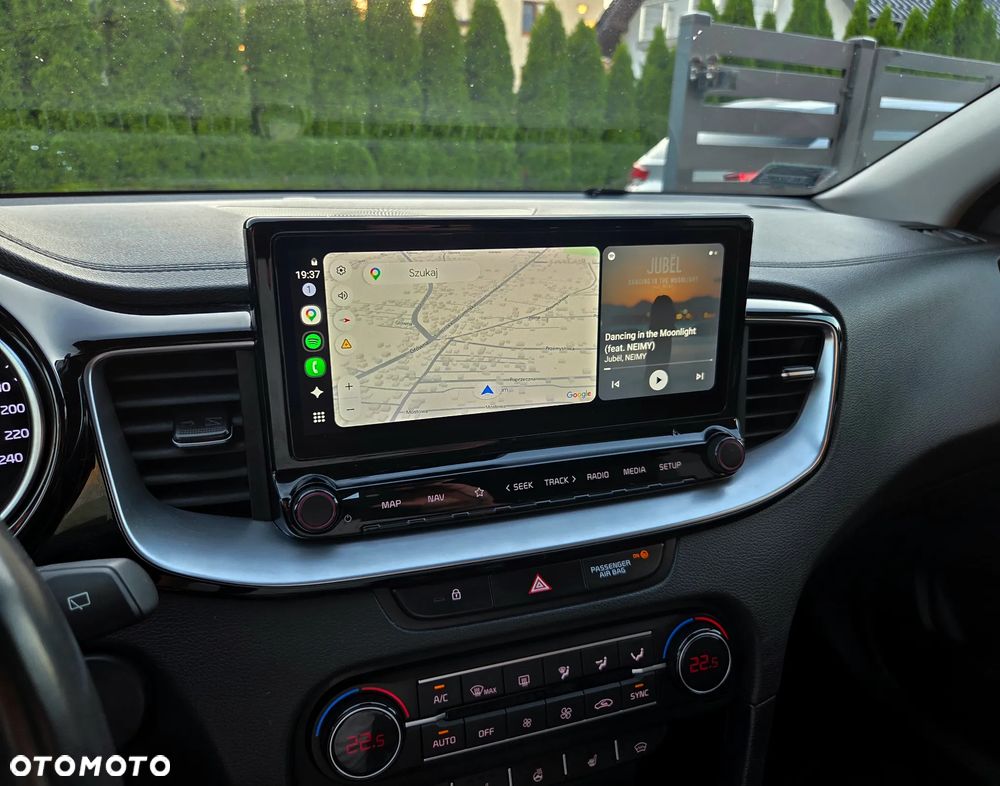 Kia Ceed 1.5 T-GDI Business Line Plus - 26