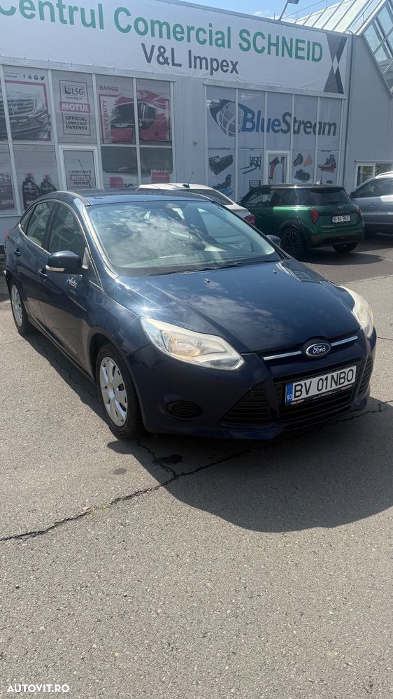 Ford Focus 1.6 TDCi DPF Ambiente - 2