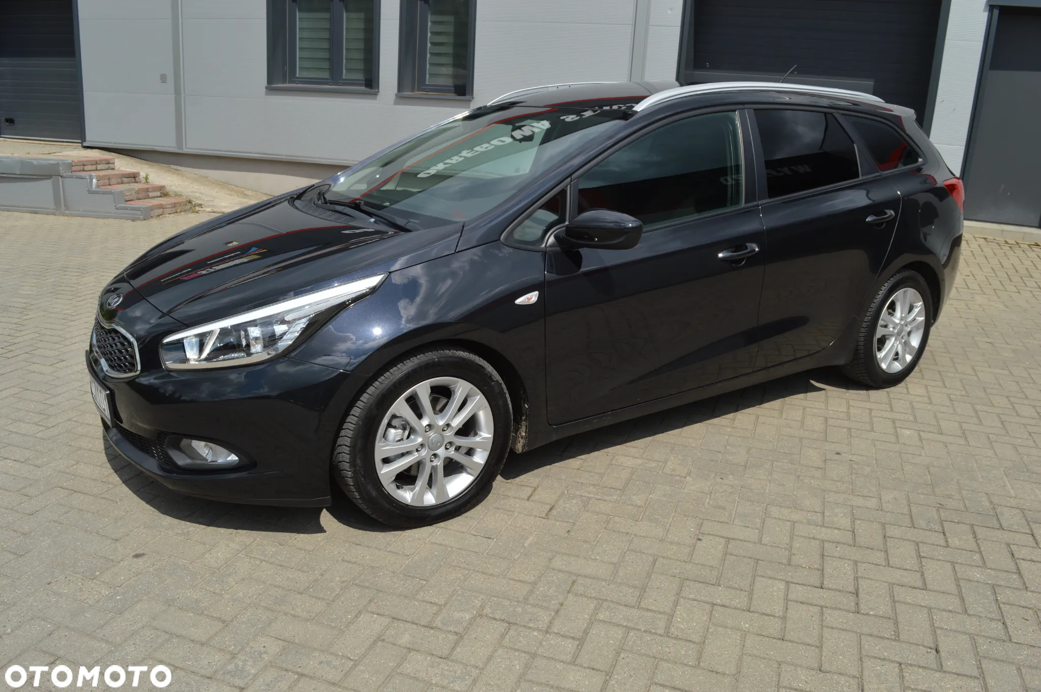 Kia Ceed 1.6 GDI Dream-Team Edition - 4