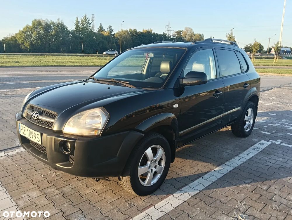 Hyundai Tucson 2.0 2WD GLS - 1