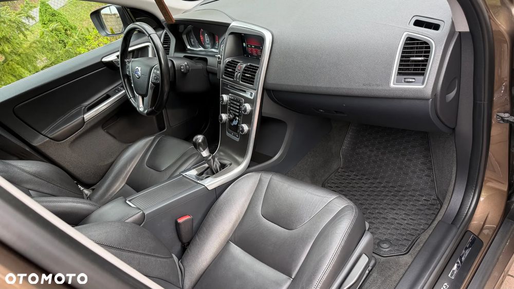 Volvo XC 60 D4 AWD Summum - 20