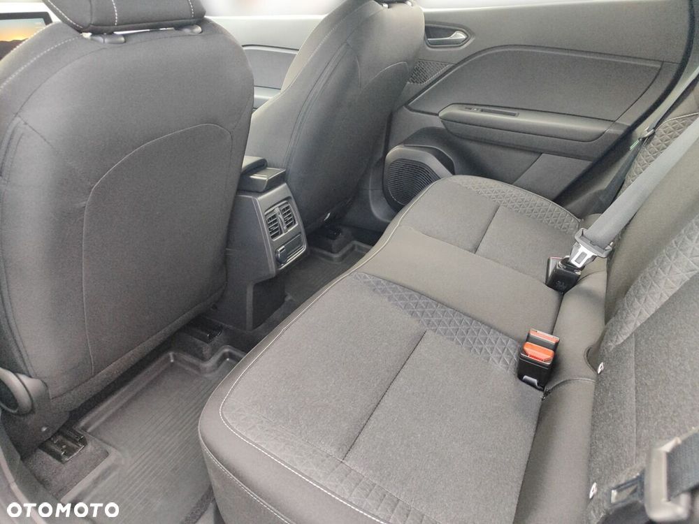 Renault Captur - 12