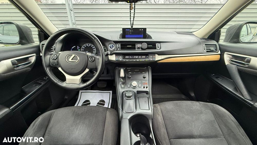 Lexus CT 200h Limited Edition - 12