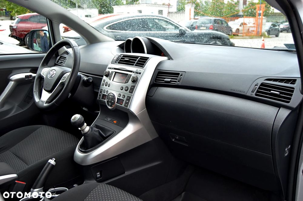 Toyota Verso - 20