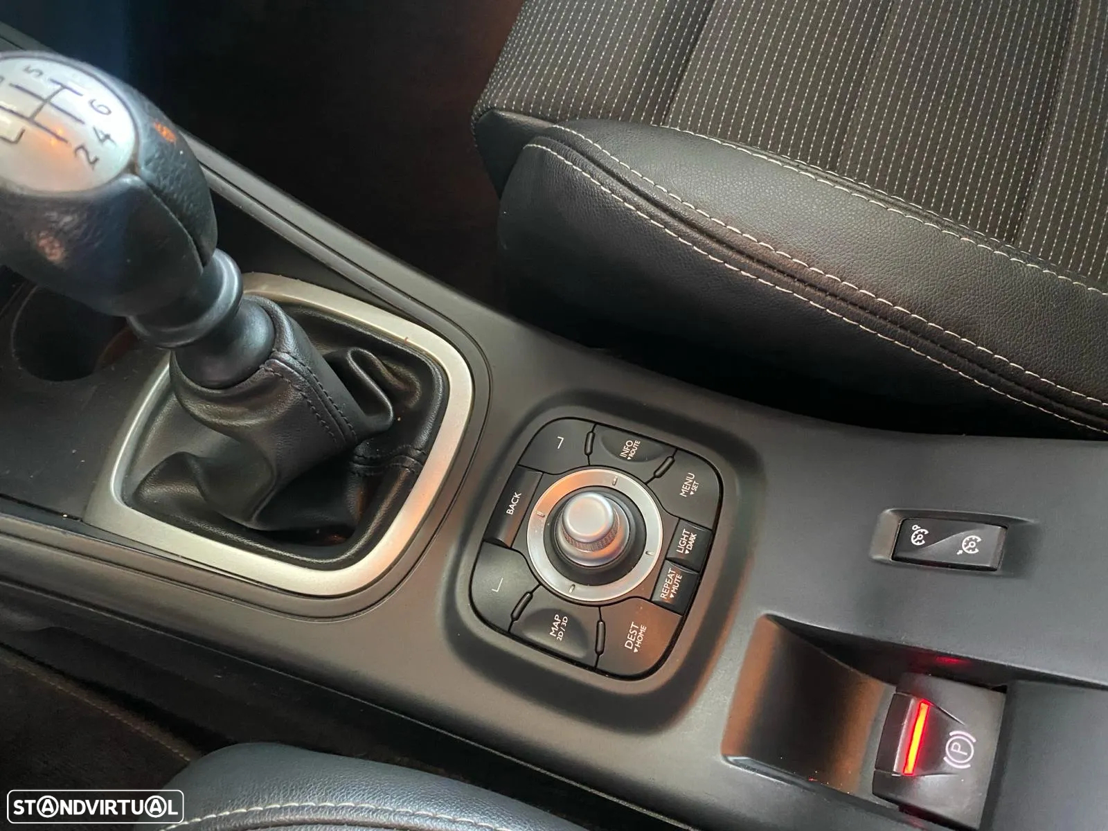 Renault Mégane Sport Tourer 1.5 dCi GT Line CO2 Champion - 36