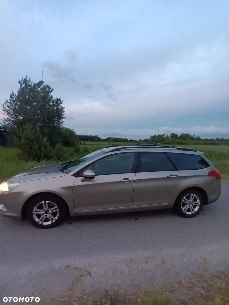 Citroën C5 1.6 HDi Attraction - 1