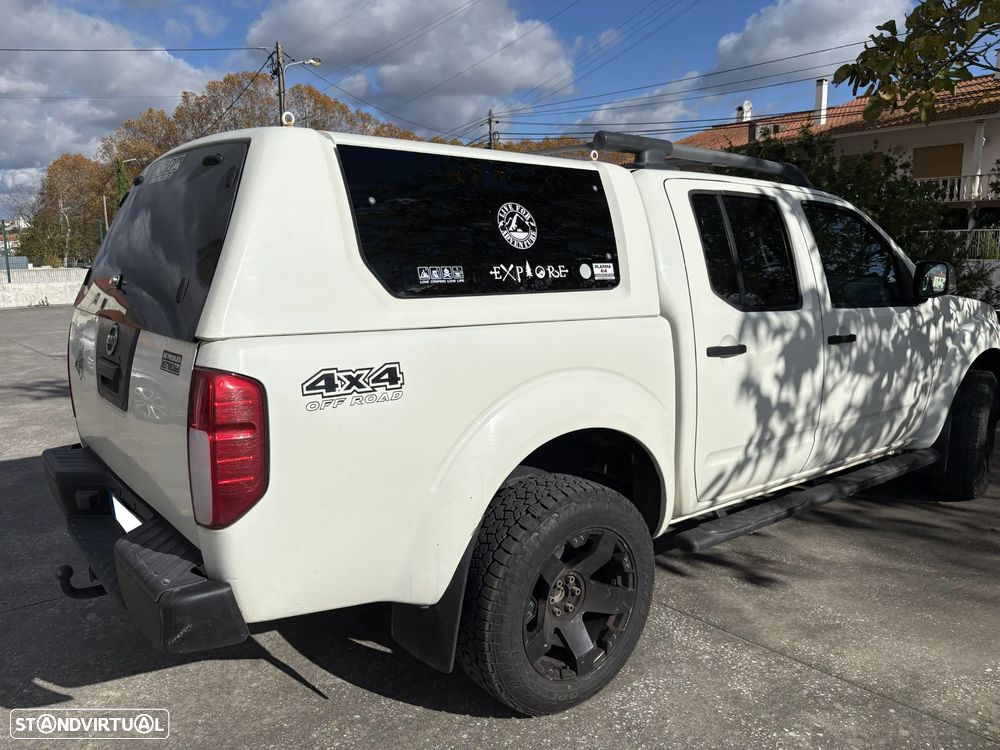 Nissan Navara 2.5 dCi CD LE Hi-Tech +P.Premium 4WD - 3