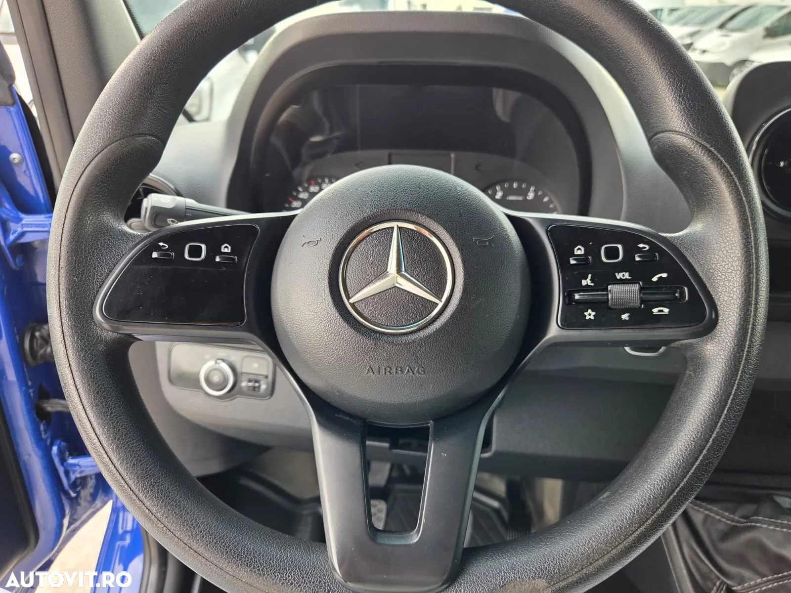 Mercedes-Benz New Sprinter L3H2 - 23