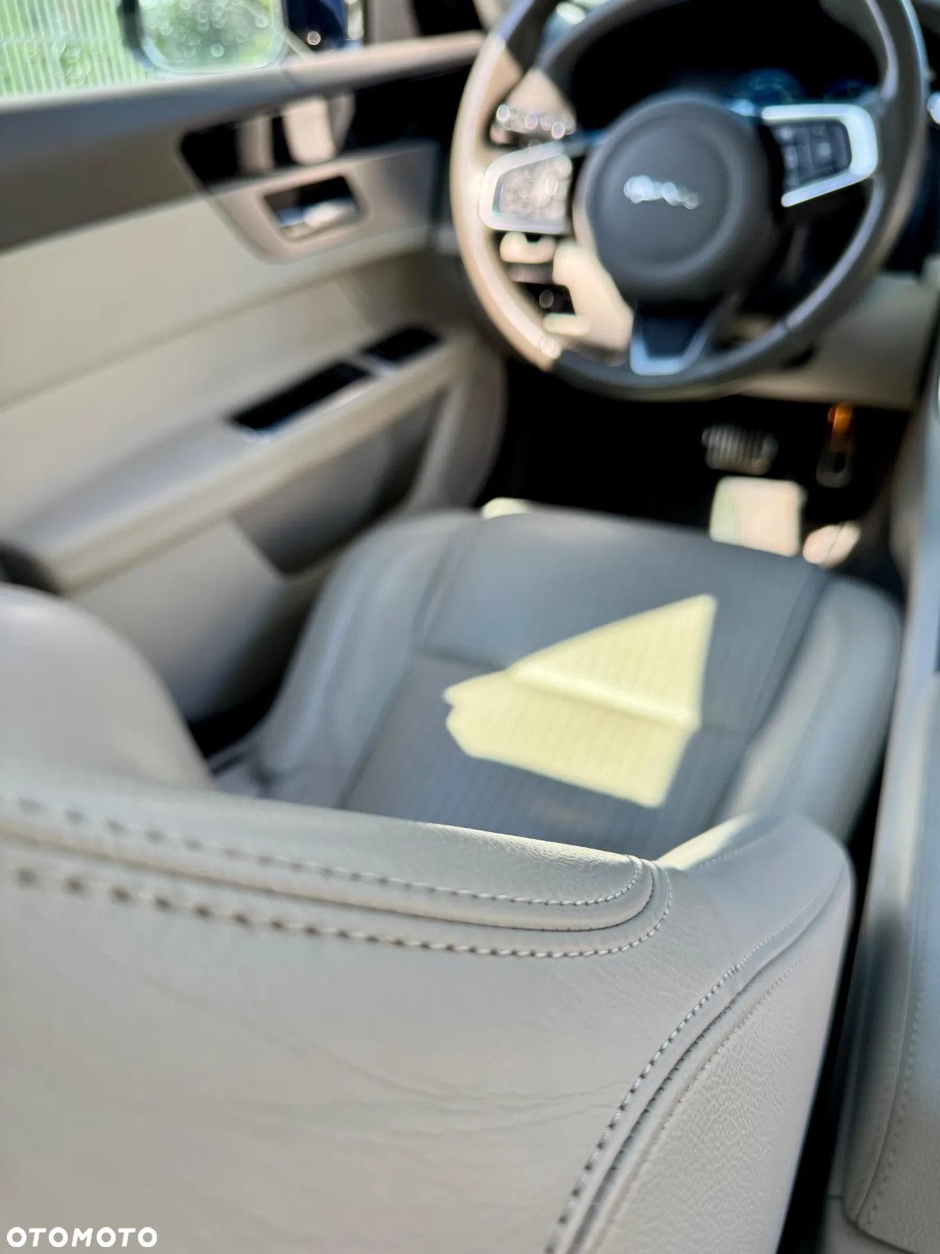 Jaguar XF 2.0 i4D AWD Prestige - 12