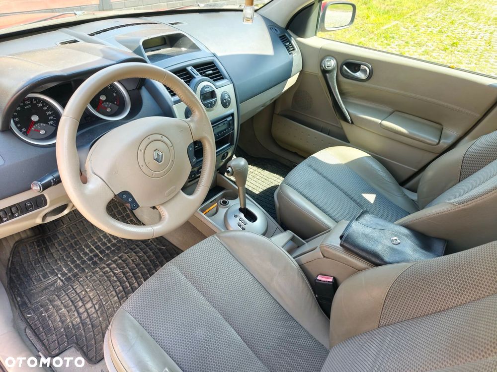 Renault Megane - 2