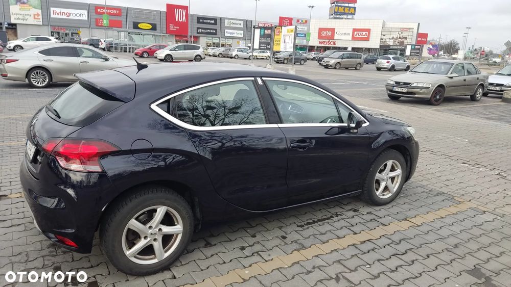 DS Automobiles DS 4 - 10