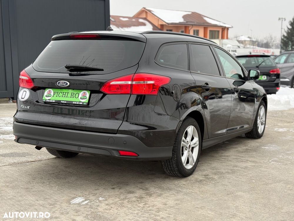 Ford Focus - 4