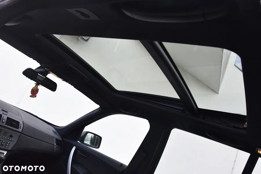 BMW X3 3.0i - 18