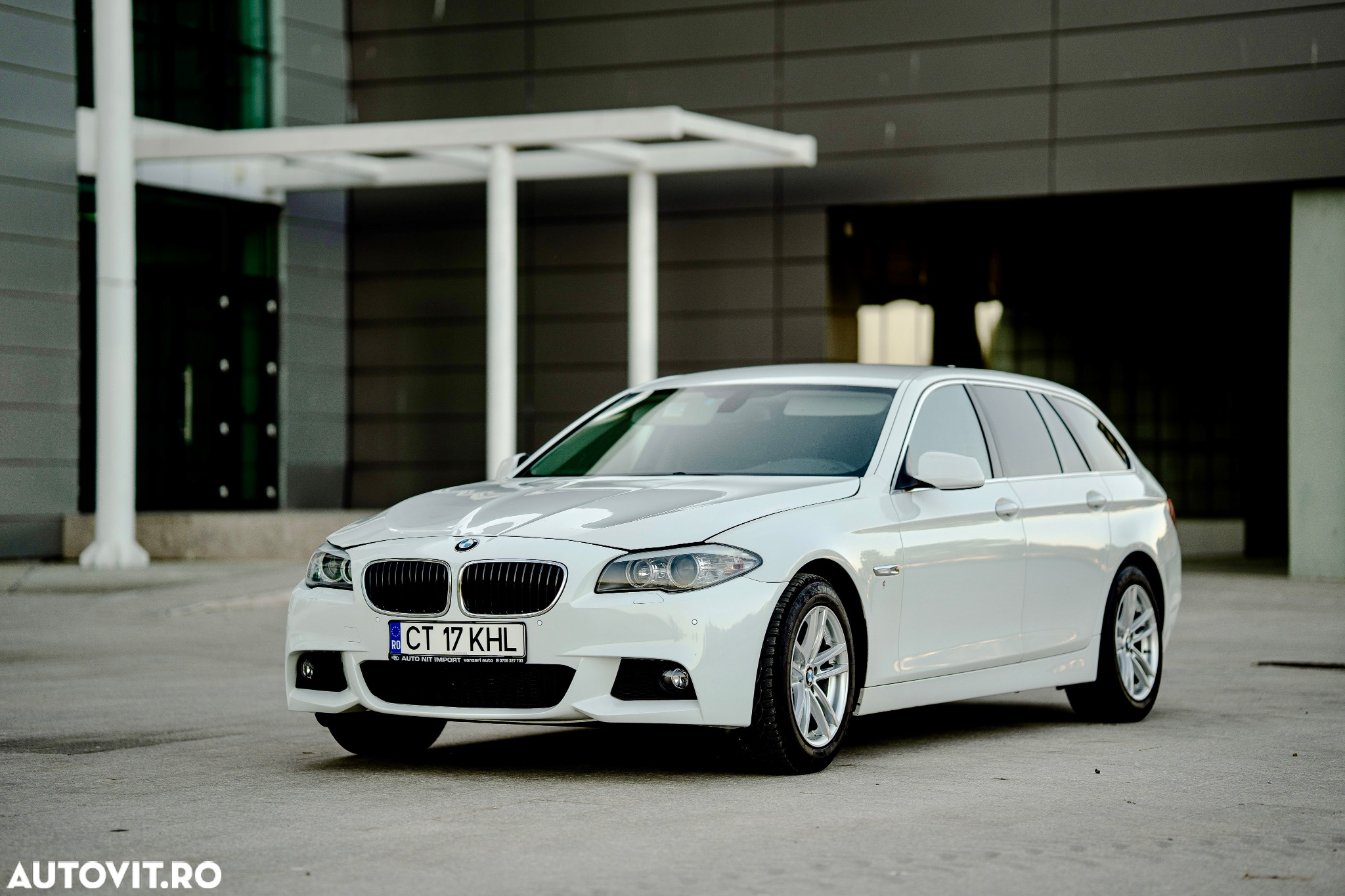BMW Seria 5 525d Touring Modern Line - 3