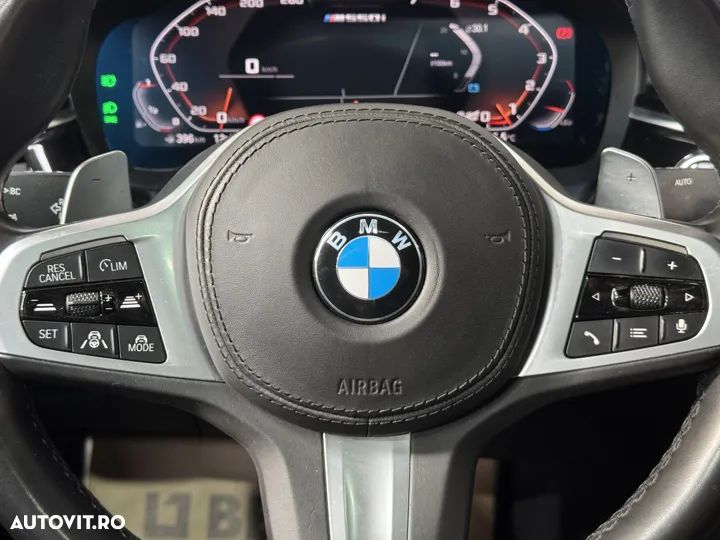 BMW M5 M550i xDrive AT - 20