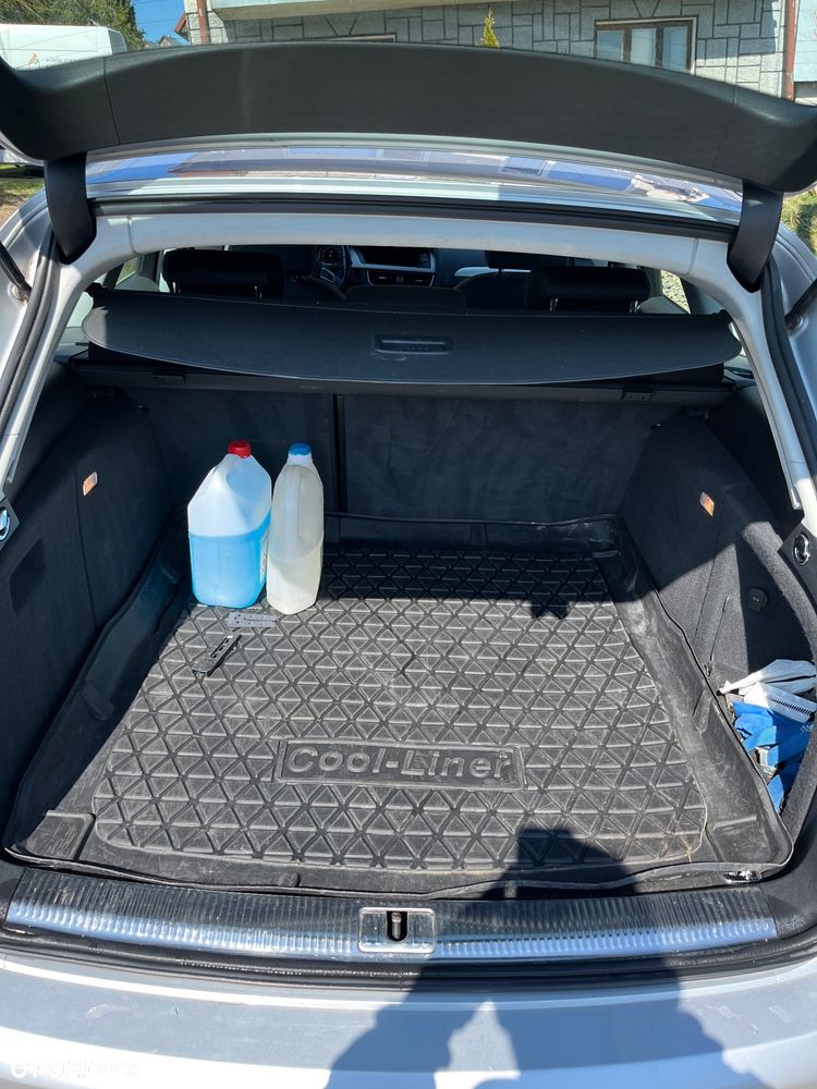 Audi A4 Avant 2.0 TDI Quattro - 9