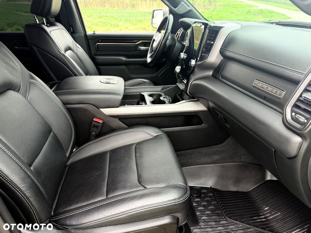 Dodge RAM 1500 5.7 4x4 - 20
