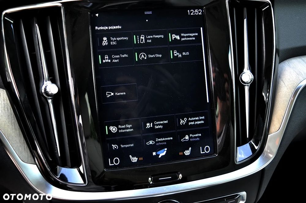 Volvo V60 Cross Country D4 Geartronic Pro - 29