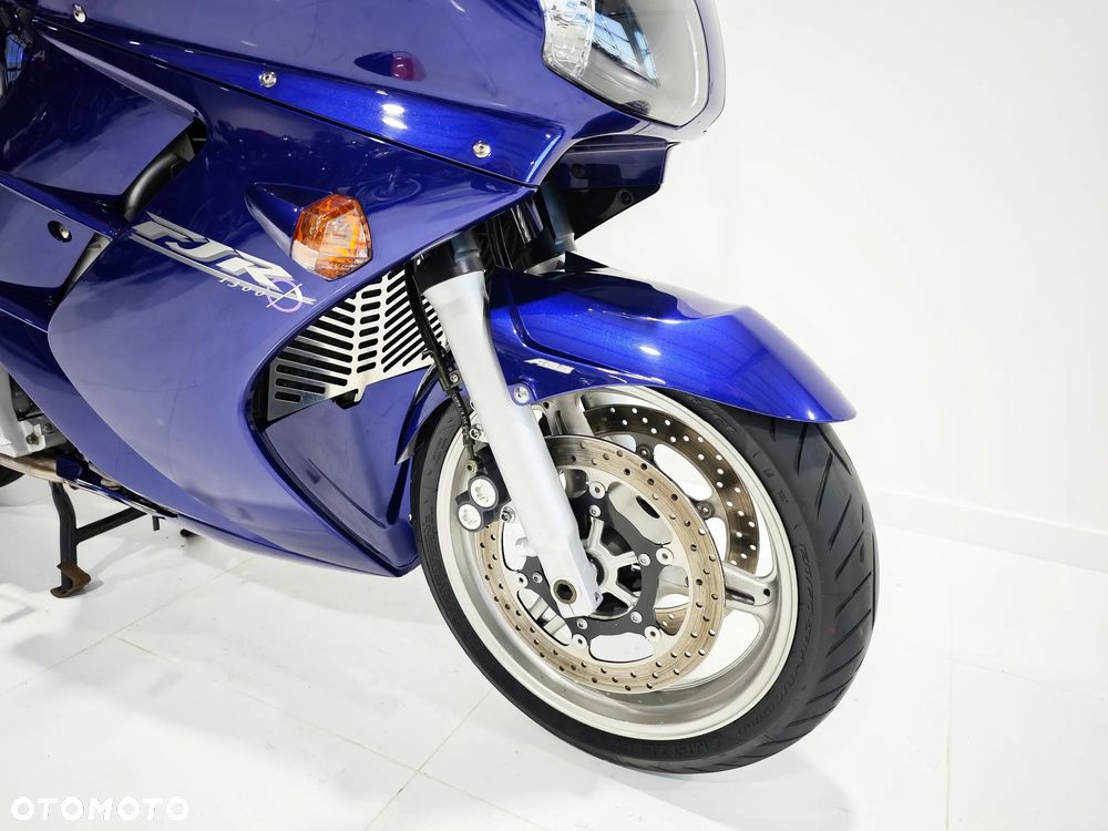 Yamaha FJR - 8