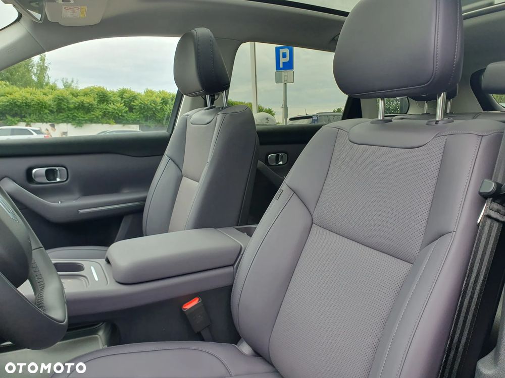 Leapmotor C10 REEV Design - 23