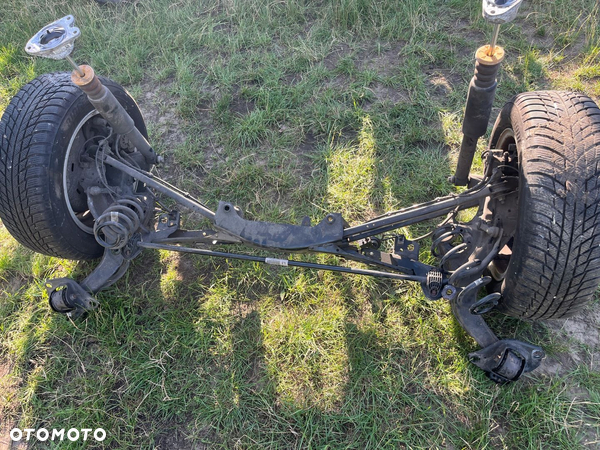 OŚ TYLNA, BELKA,ZAWIESZENIE WAHACZ TYŁ S-DRIVE BMW X1 F48 21r, 39tyś km