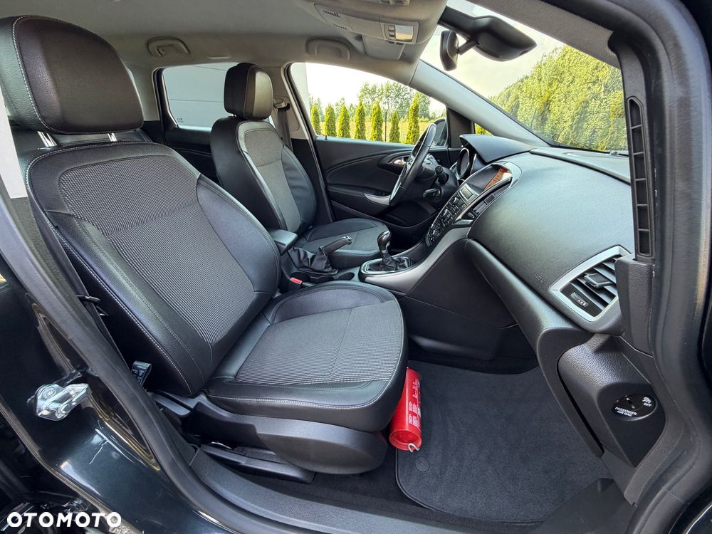 Opel Astra 1.6 CDTI Cosmo - 23