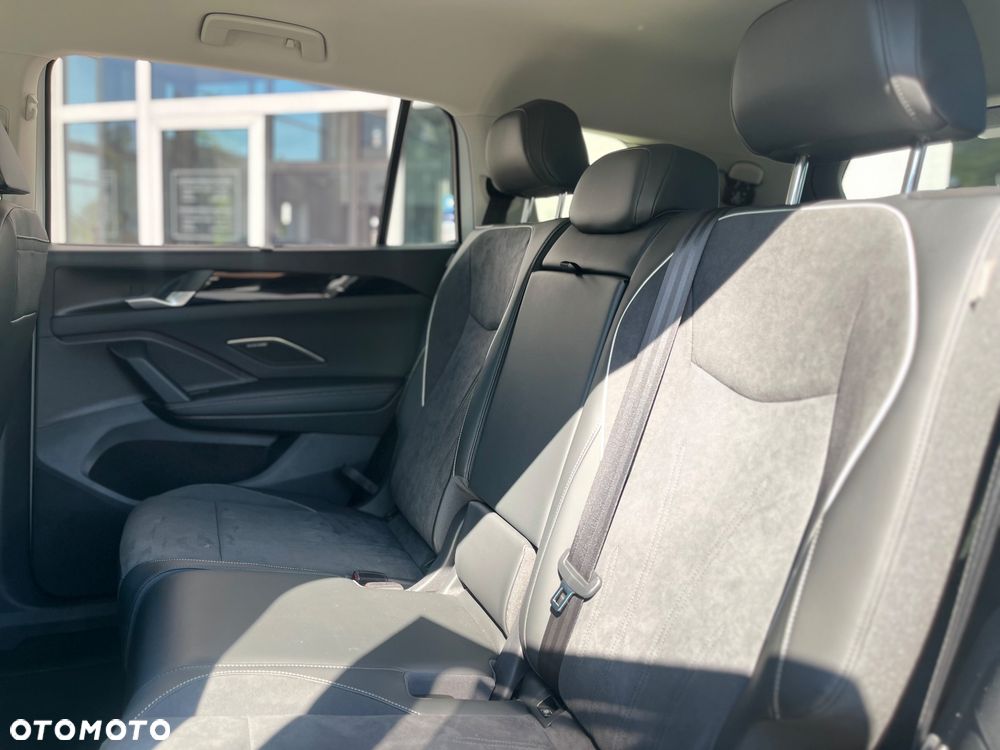 Volkswagen Tayron 2.0 TDI SCR 4MotION DSG Elegance - 25