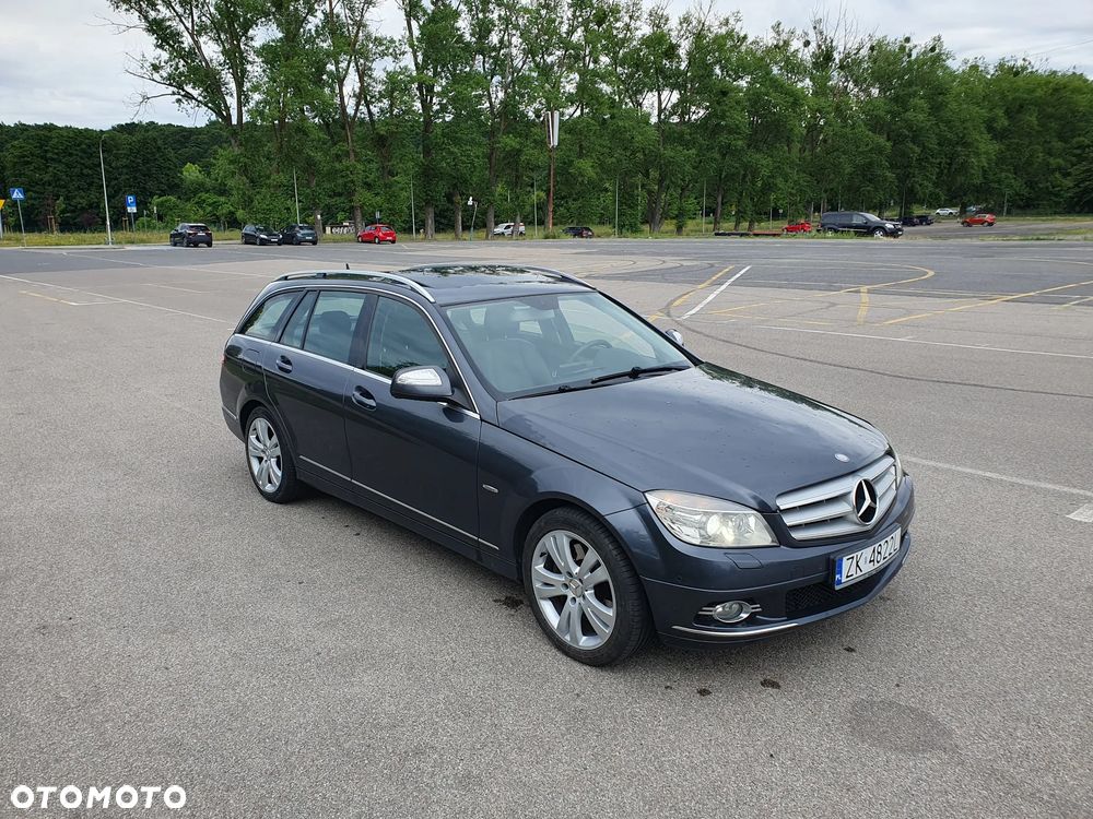 Mercedes-Benz Klasa C 320 CDI 7G-TRONIC Avantgarde - 22