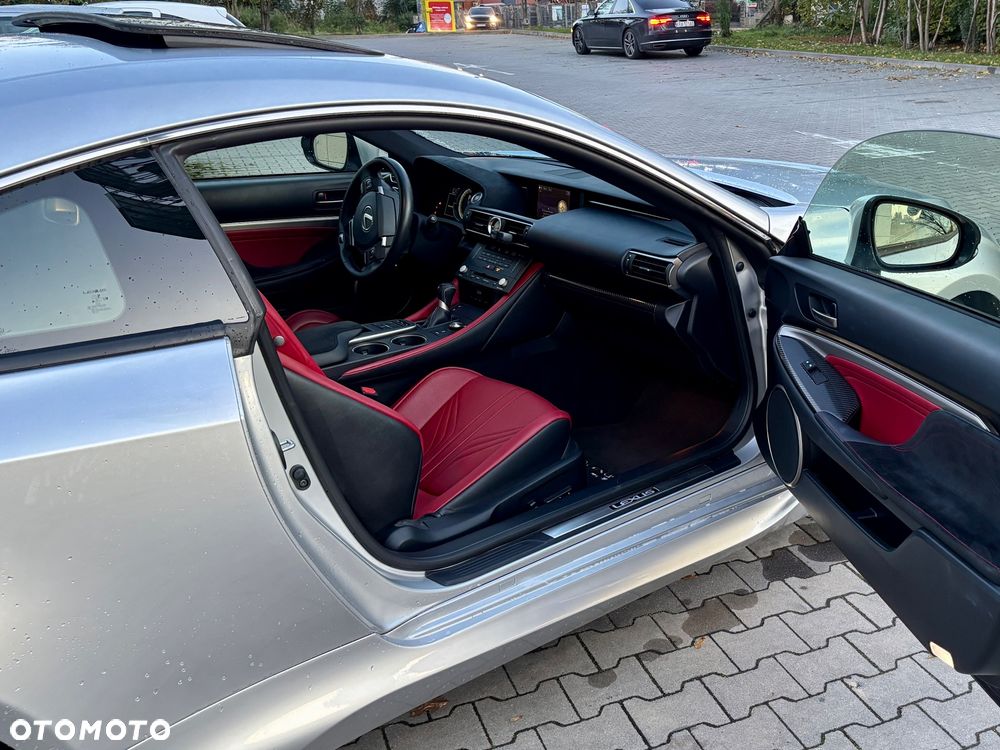 Lexus RC - 12
