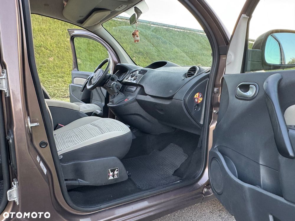 Renault Kangoo 1.6 16V 105 Luxe - 31