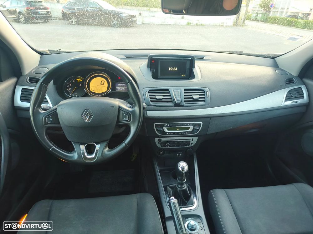 Renault Mégane Sport Tourer 1.5 dCi Confort SS - 6