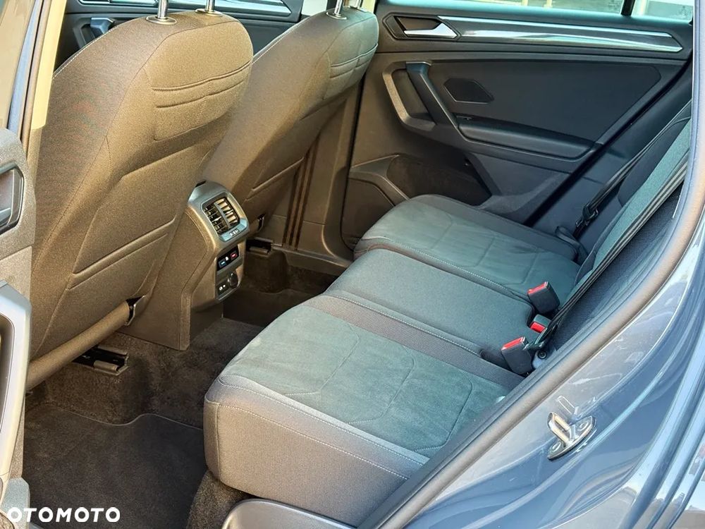 Volkswagen Tiguan - 35
