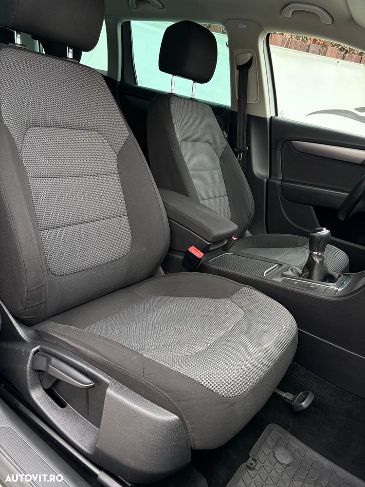 Volkswagen Passat 1.6 TDI BlueMotion - 10