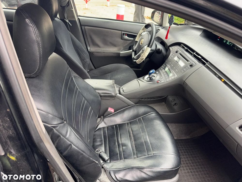 Toyota Prius - 9