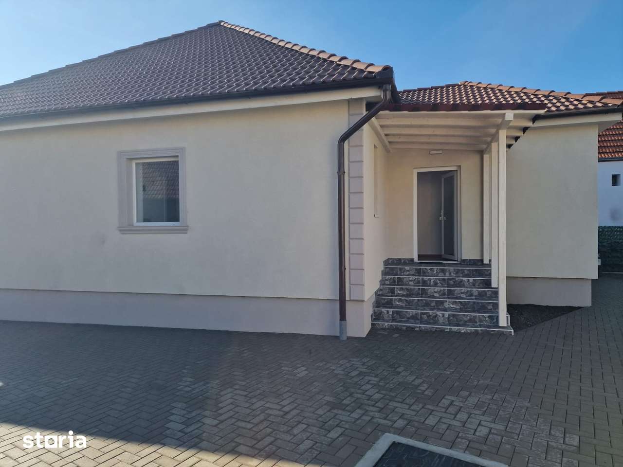 Casa 3 camere singur în curte 454 mp pe un nivel zona Calea Poplacii - Imagine principală: 2/16
