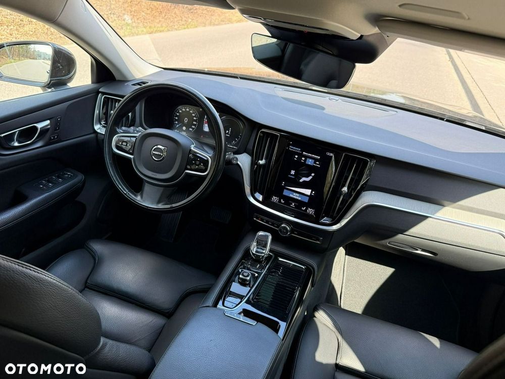 Volvo V60 T6 AWD Plug-In Hybrid Inscription Expression - 30