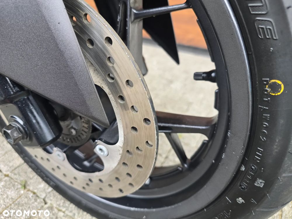 Yamaha X-max - 32