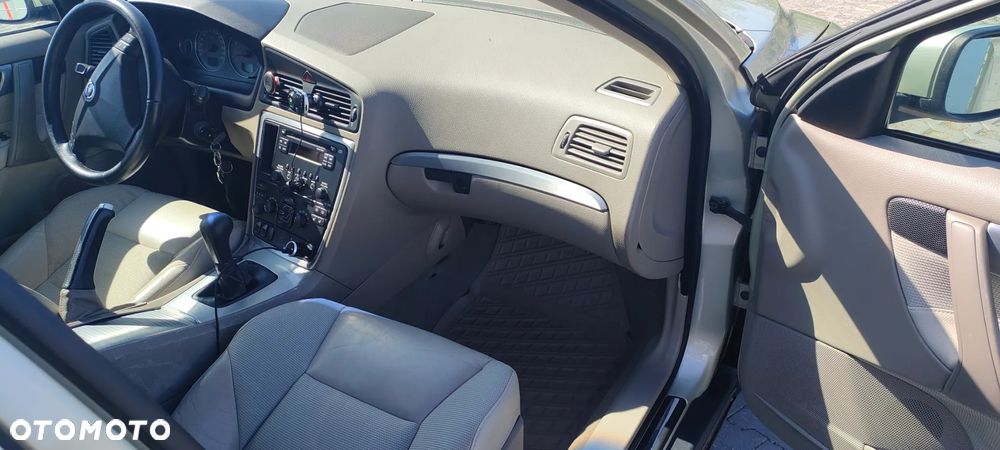 Volvo S60 2.5 T Momentum - 9