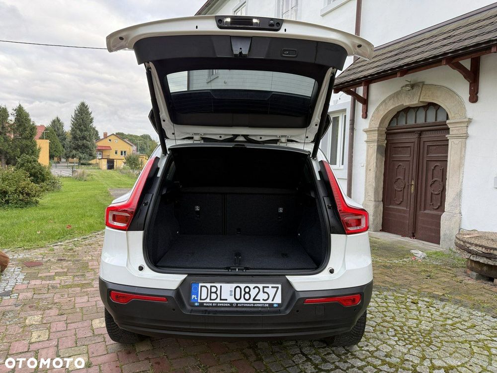 Volvo XC 40 T4 Geartronic Momentum - 22