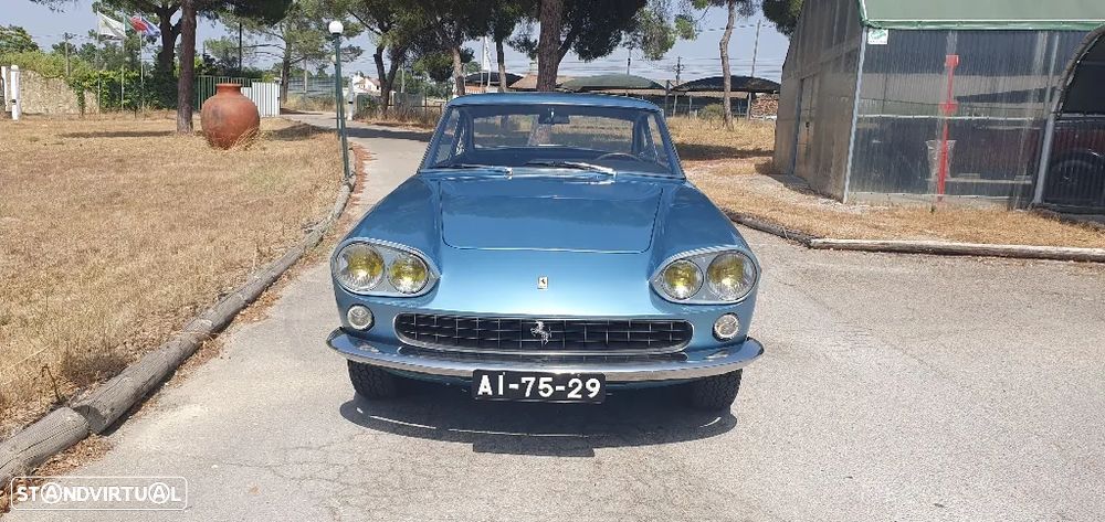Ferrari 330 - 2