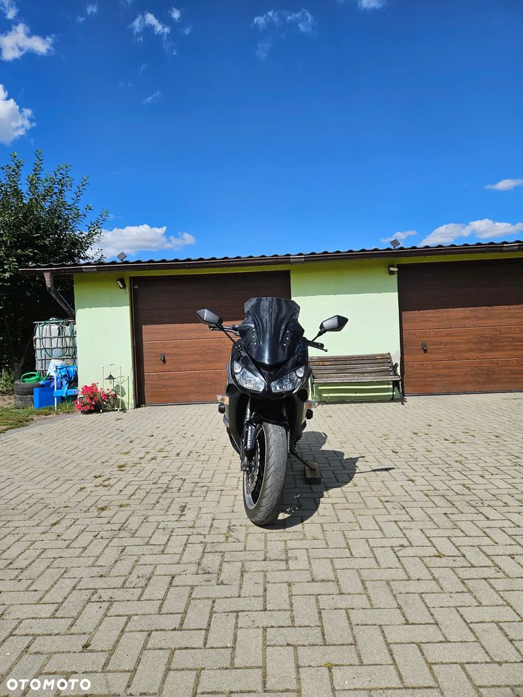 Kawasaki Ninja 1000 SX - 9