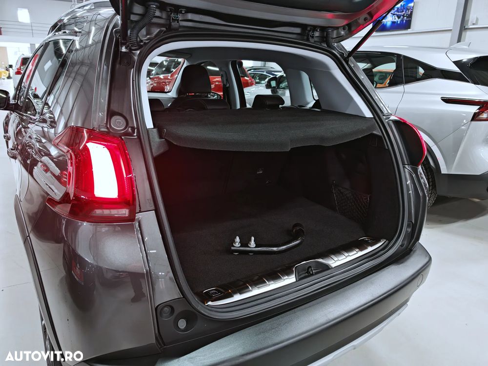 Peugeot 2008 PureTech 110 GPF Stop&Start EAT6 Allure - 33