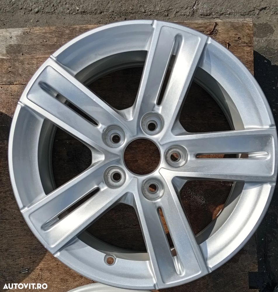 VAND  JANTE  ALIAJ NOI PEUGEOT - CITROEN  DS   5X108 - 2