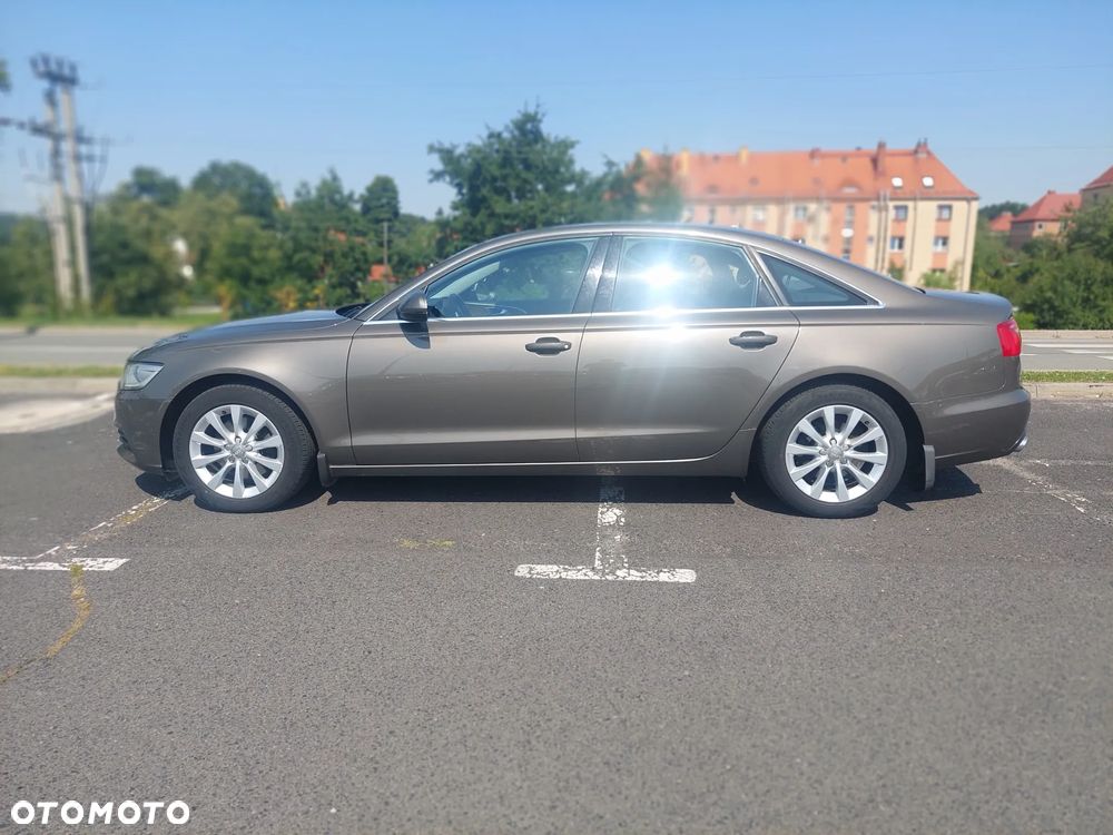 Audi A6 - 1