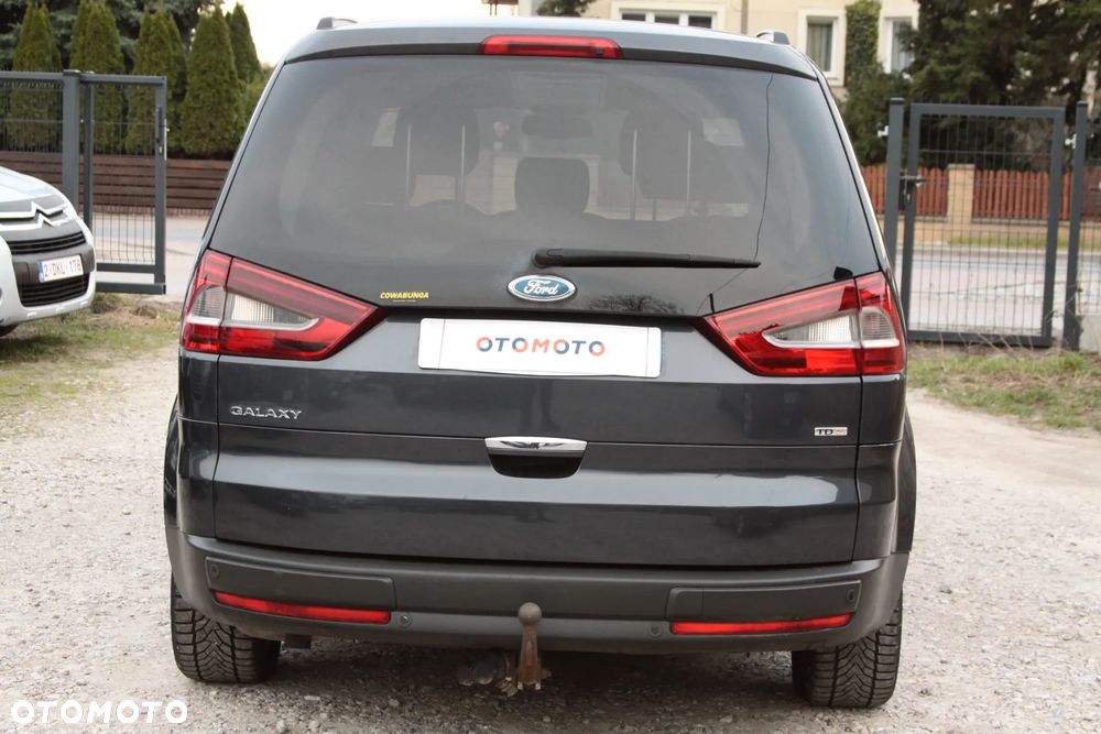 Ford Galaxy 2.0 TDCi Titanium - 10