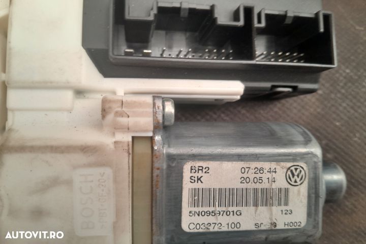 Motoras macara geam fata stanga 0130822467 / 5N0959701G 0130822467 / - 4
